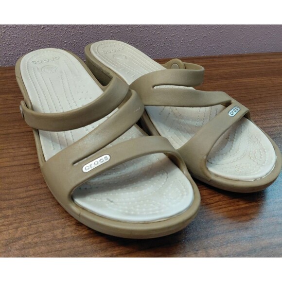 Crocs Patricia Wedge Sandals Womens Size 9 Brown Open Toe Comfort Shoes Rubber - Picture 1 of 8